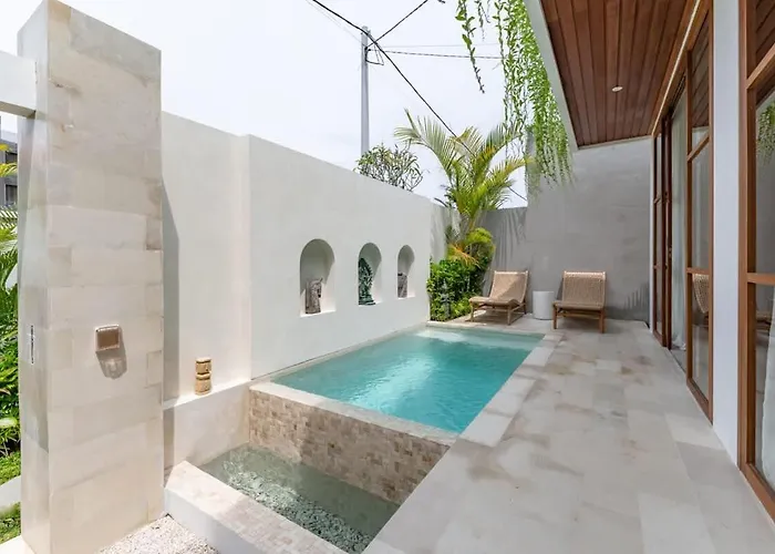 别墅 Nilu Seaside By Pura Homes *