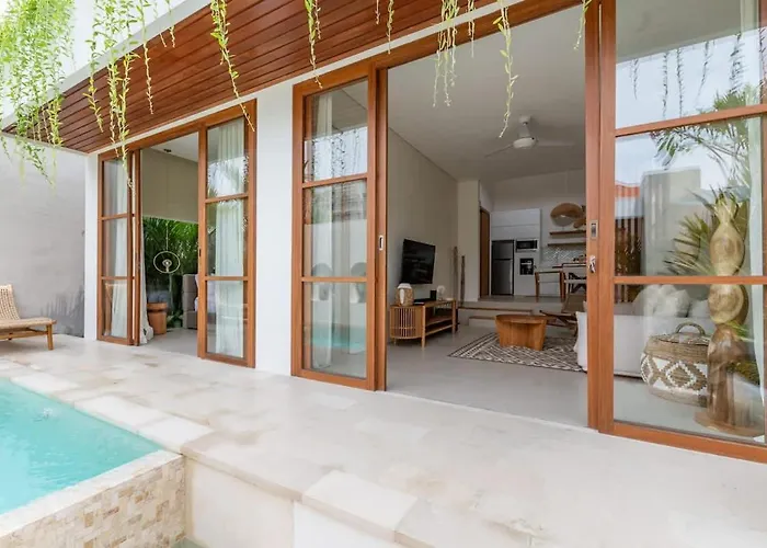 Nilu Seaside By Pura Homes 坎古