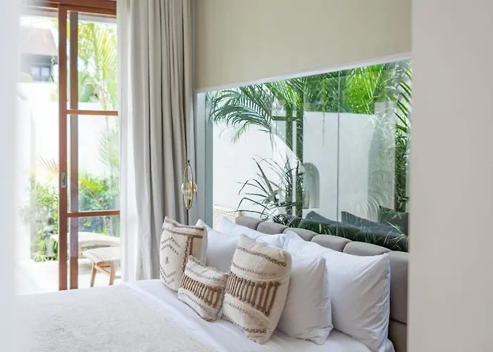 Nilu Seaside By Pura Homes Villa